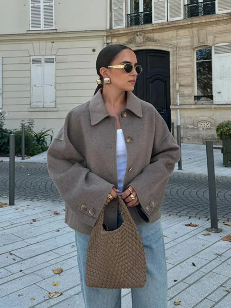 Chaqueta corta holgada para mujer