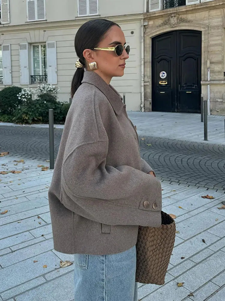 Chaqueta corta holgada para mujer
