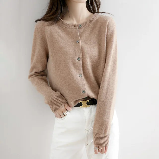 Chaqueta de punto suave con botones para mujer