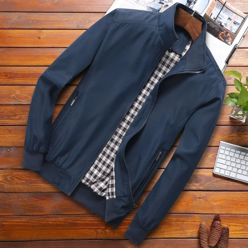 Chaqueta de verano cortavientos para hombre: elegante y cómoda