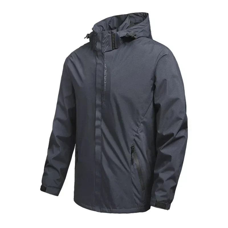 Chaqueta ligera con capucha para hombre