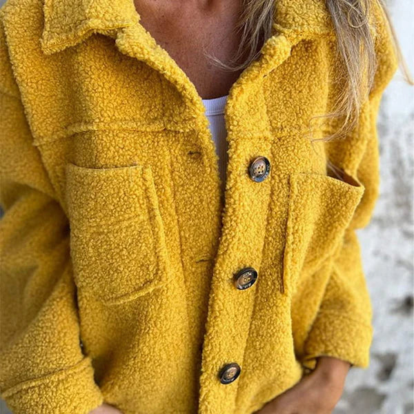 Chaqueta para mujer con botones y cuello