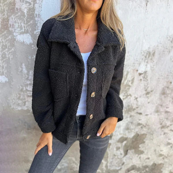 Chaqueta para mujer con botones y cuello