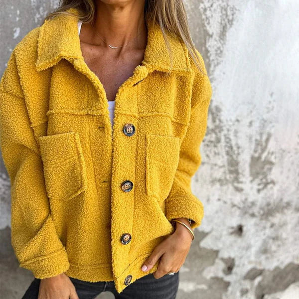 Chaqueta para mujer con botones y cuello