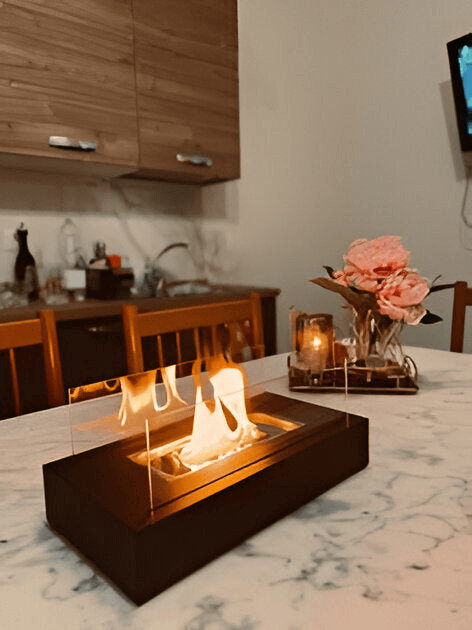 Chimenea moderna de mesa de bioetanol