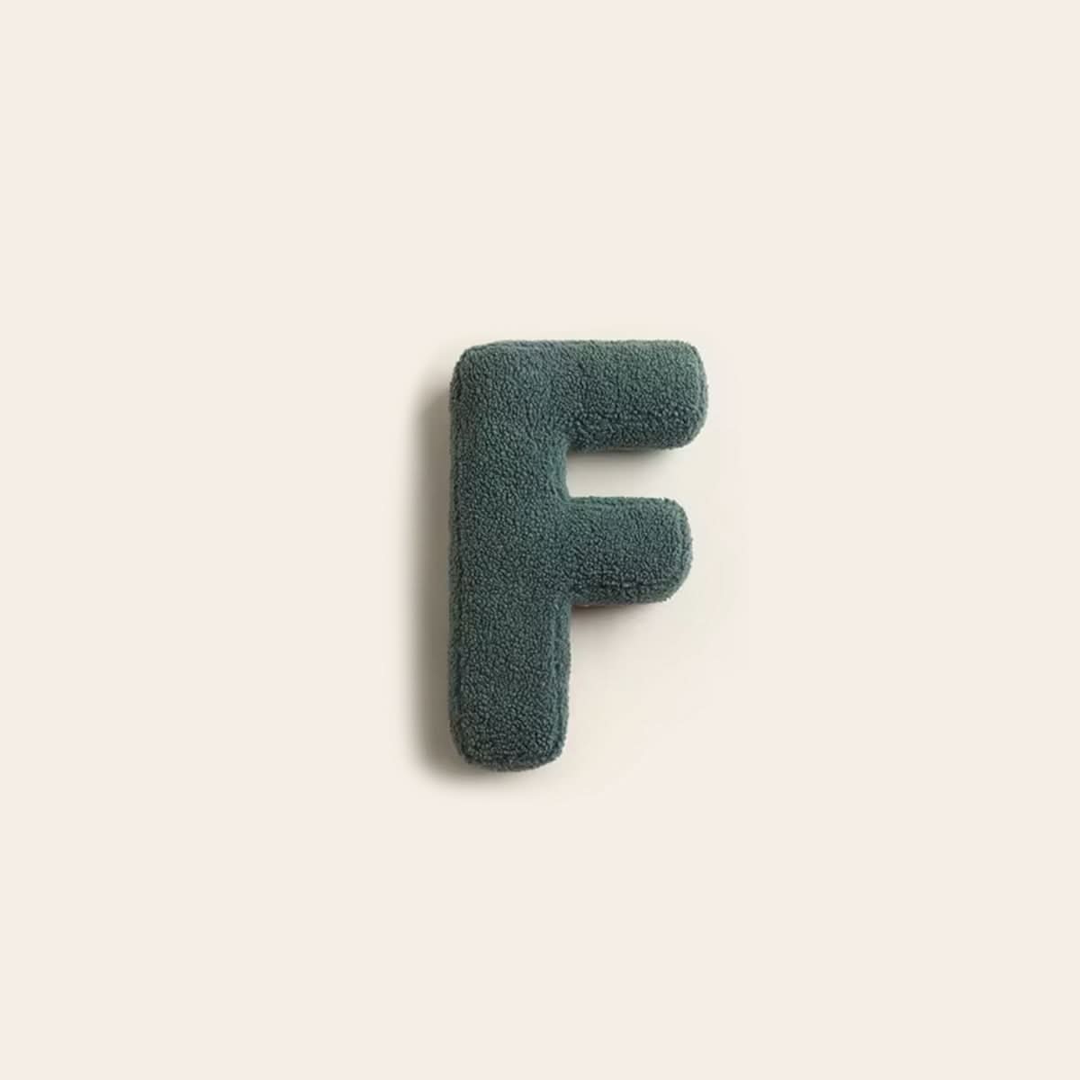 Cojín decorativo personalizado con letra para sofá