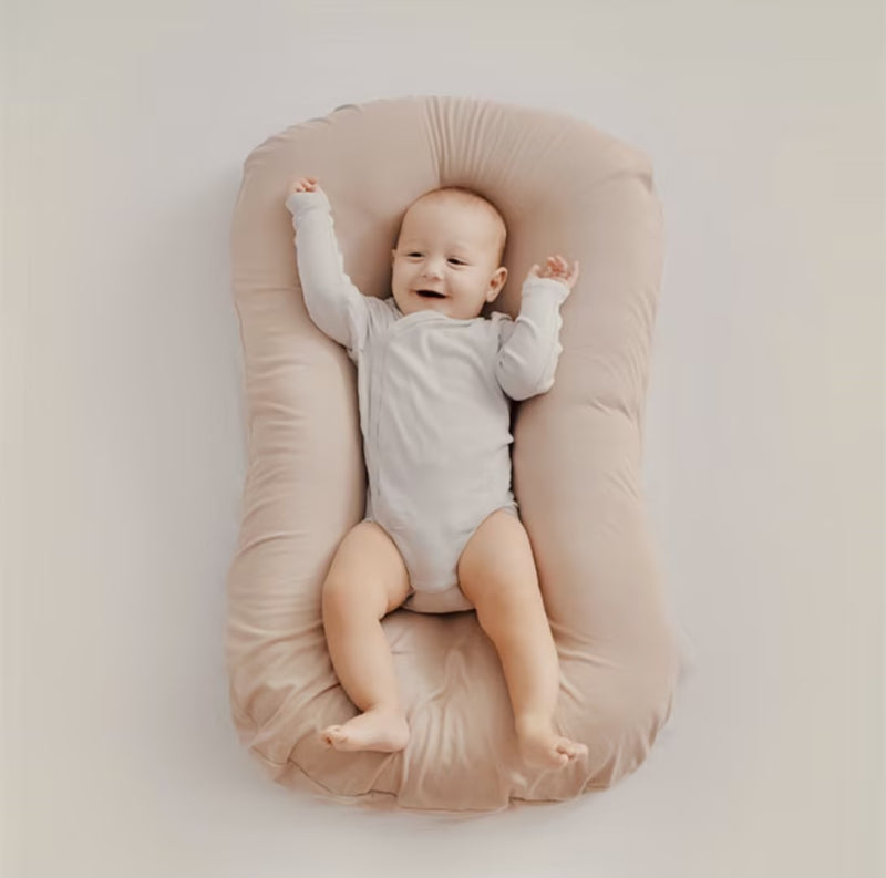 Cojín ortopédico multipropósito para bebé – Soporte suave y transpirable