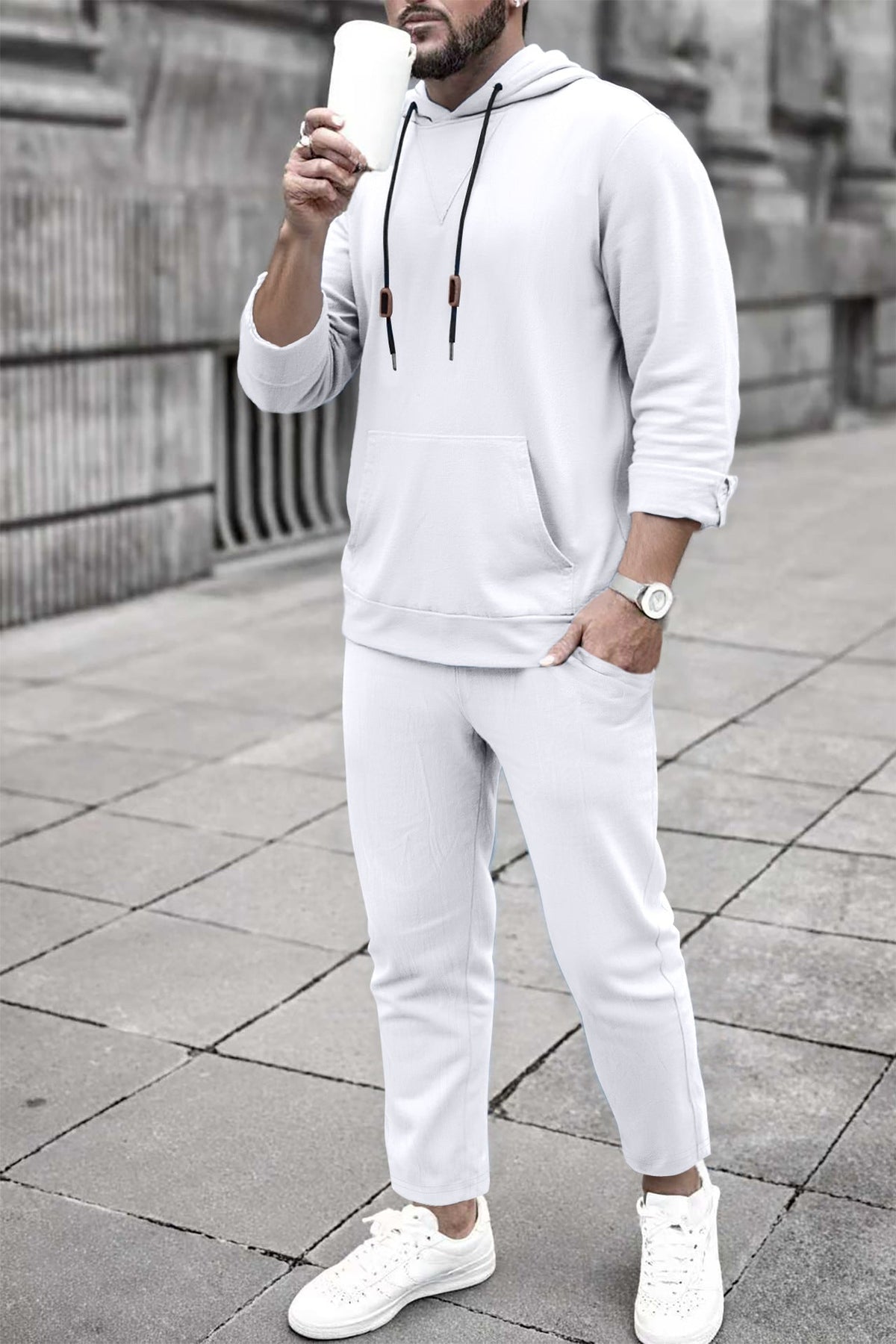Conjunto casual de sudadera con capucha y pantalón de chándal