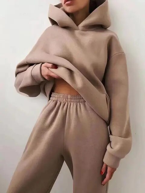 Conjunto de loungewear para mujer de corte holgado con sudadera con capucha y pantalón de chándal