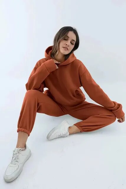 Conjunto de loungewear para mujer de corte holgado con sudadera con capucha y pantalón de chándal