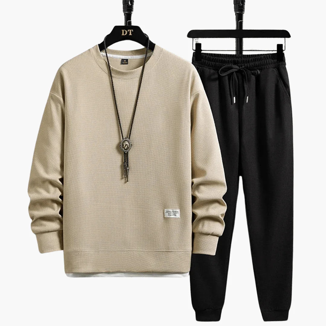 Conjunto de ocio para hombre con sudadera – deportivo y moderno