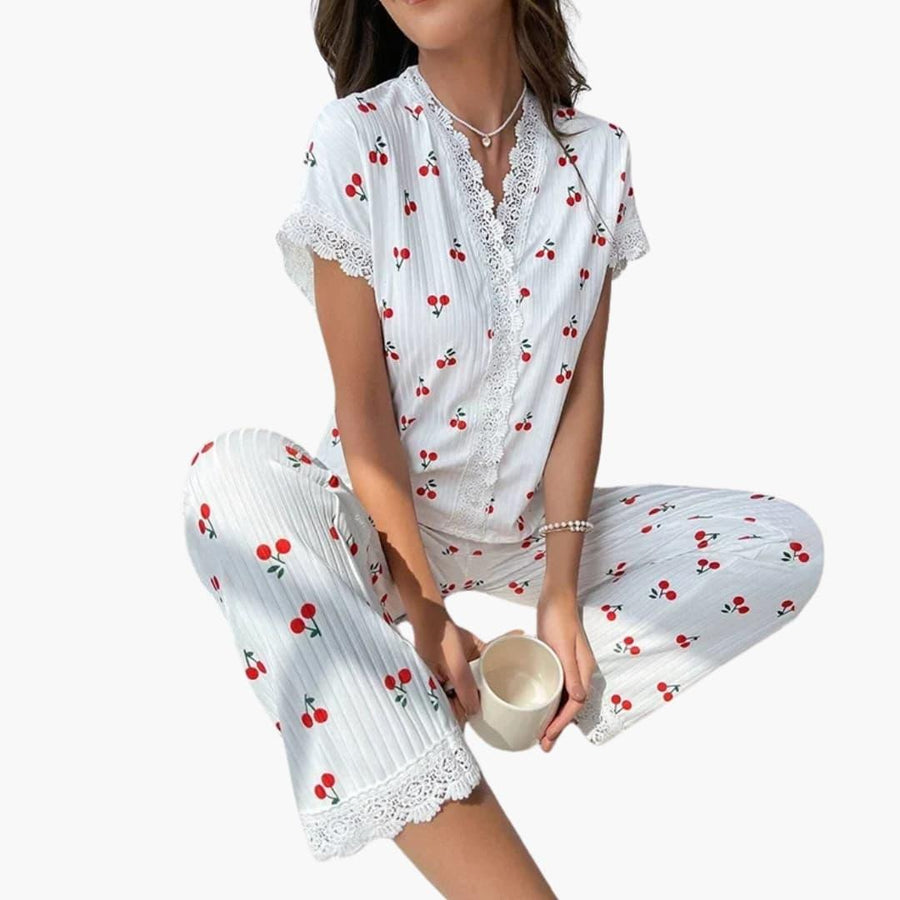 Conjunto de pijama para mujer con abotonadura y remate de encaje