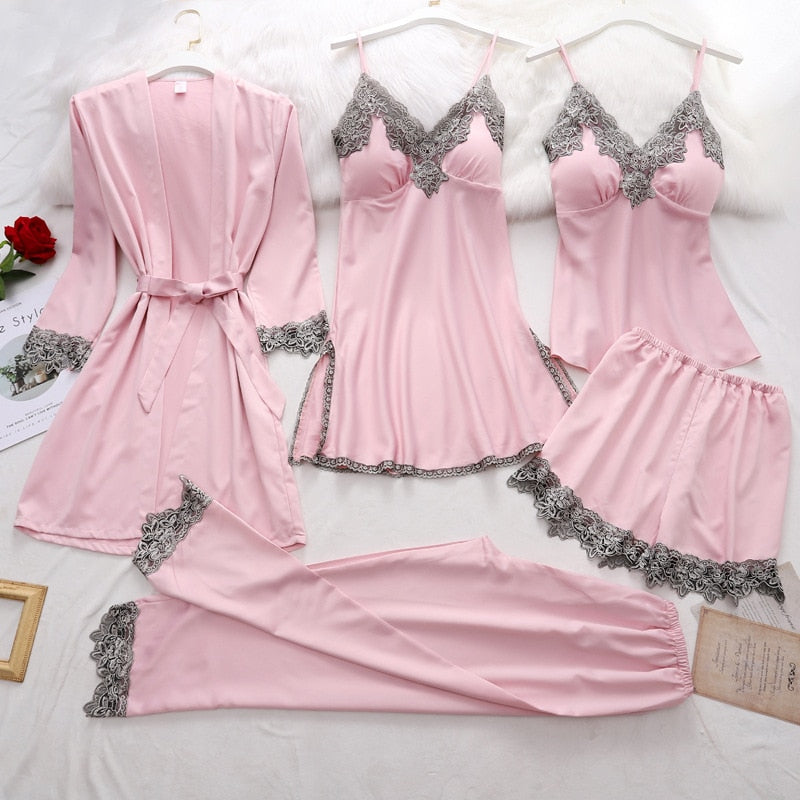 Conjunto de pijama satinado de lujo