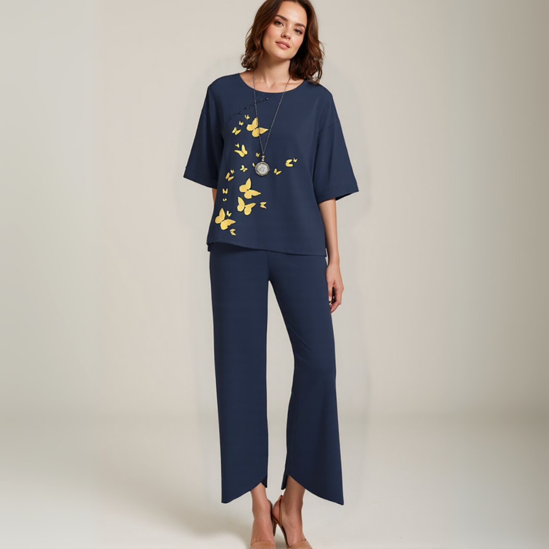 Conjunto elegante para mujer: blusa y pantalón