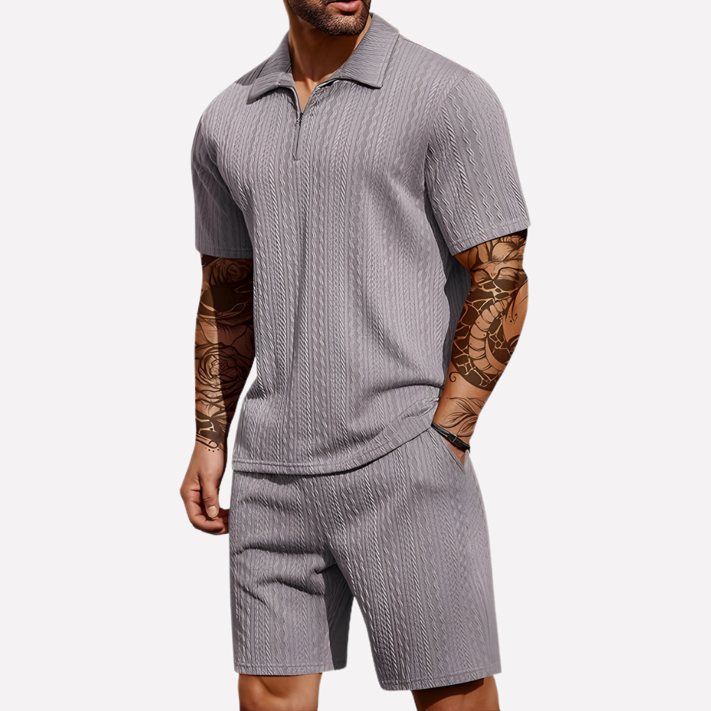 Conjunto estructurado de polo con cremallera y pantalones cortos