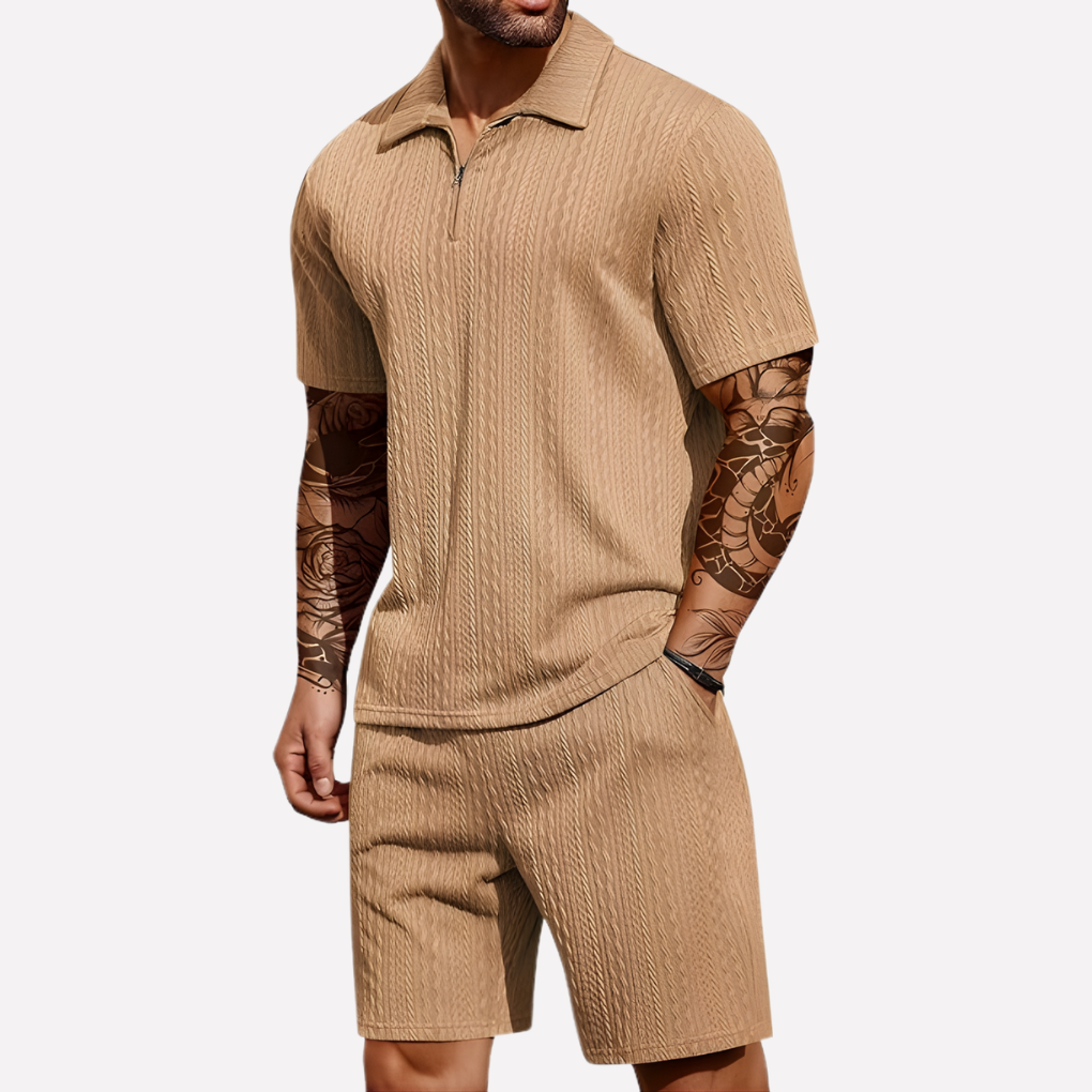 Conjunto estructurado de polo con cremallera y pantalones cortos