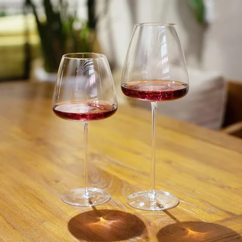 Copas de Vino de Cristal | Elegancia Hecha a Mano