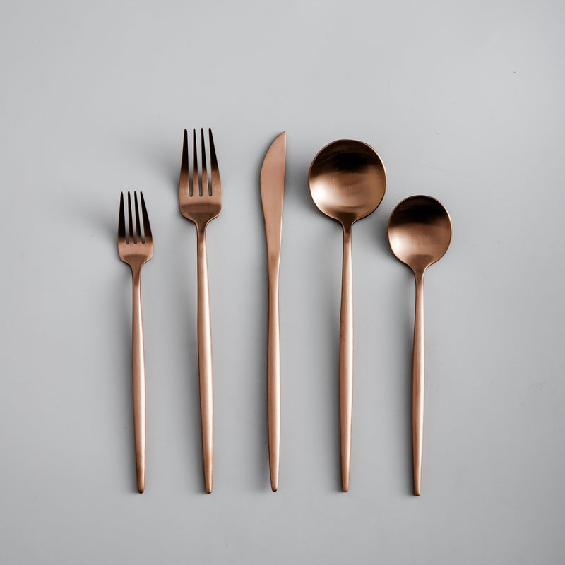 Cubertería minimalista – Acero inoxidable de alta calidad | Diseño elegante