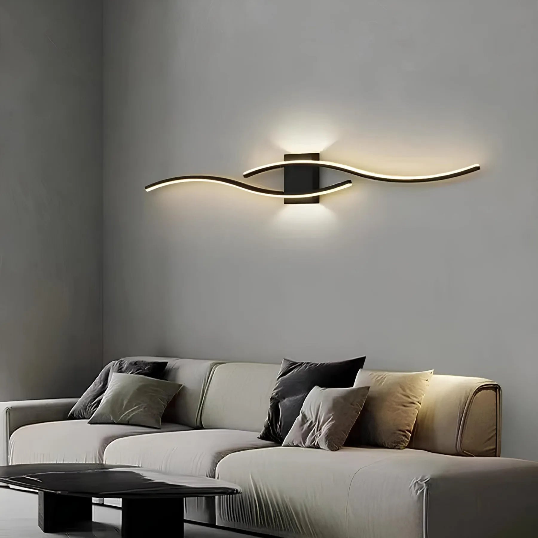Elegante aplique de pared lineal para interiores modernos, iluminación de acento sutil para montaje en pared
