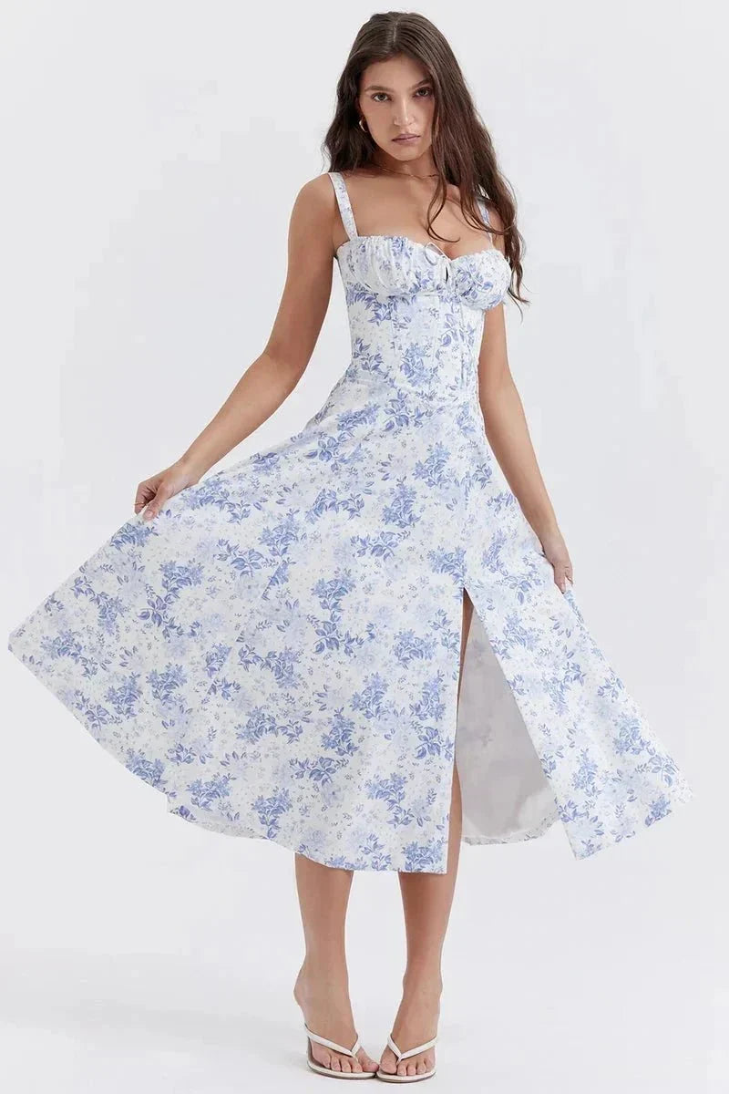 Elegante vestido de verano con estampado floral