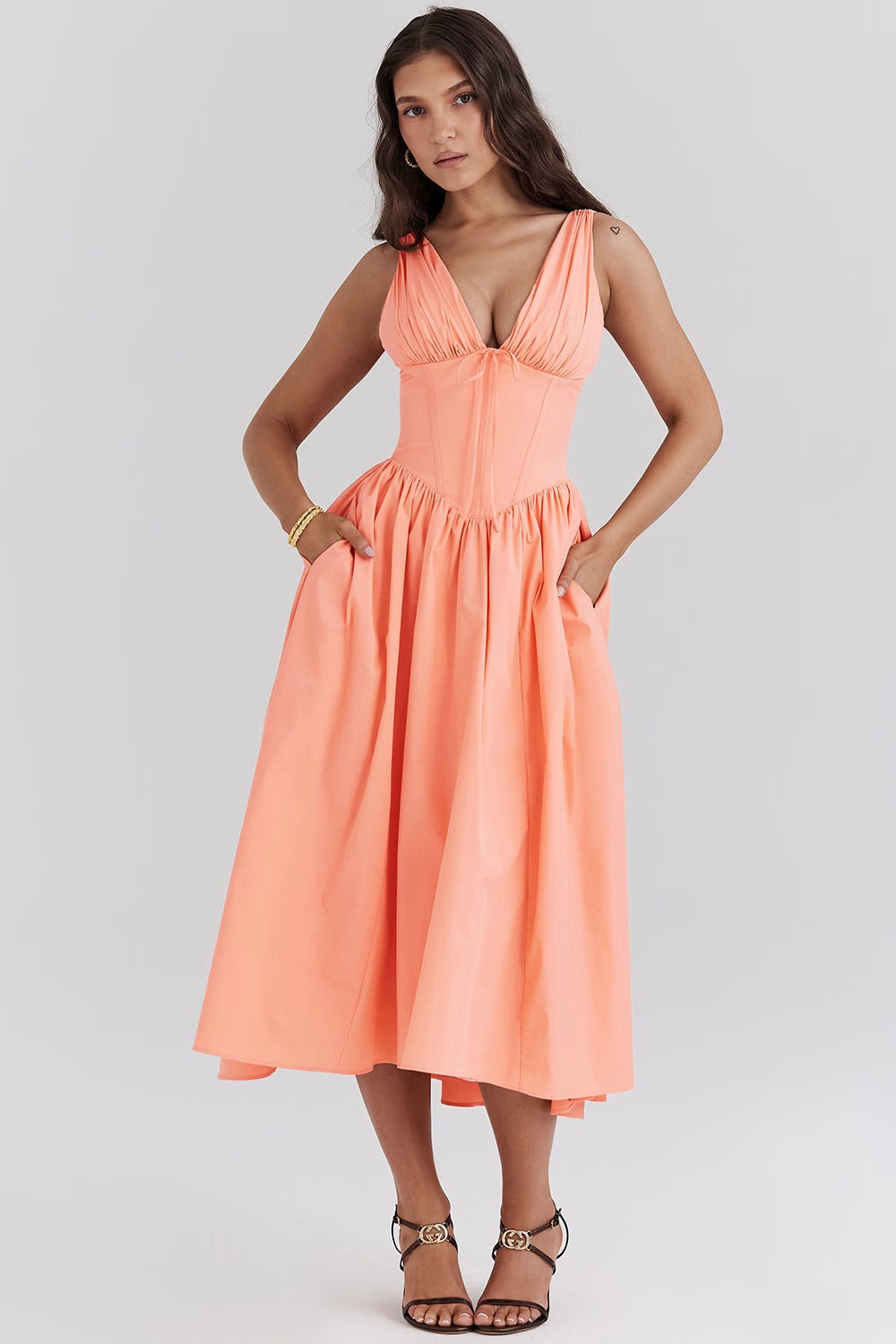 Elegante vestido floral de verano