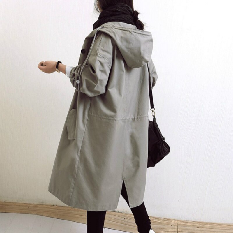 Gabardina elegante e impermeable