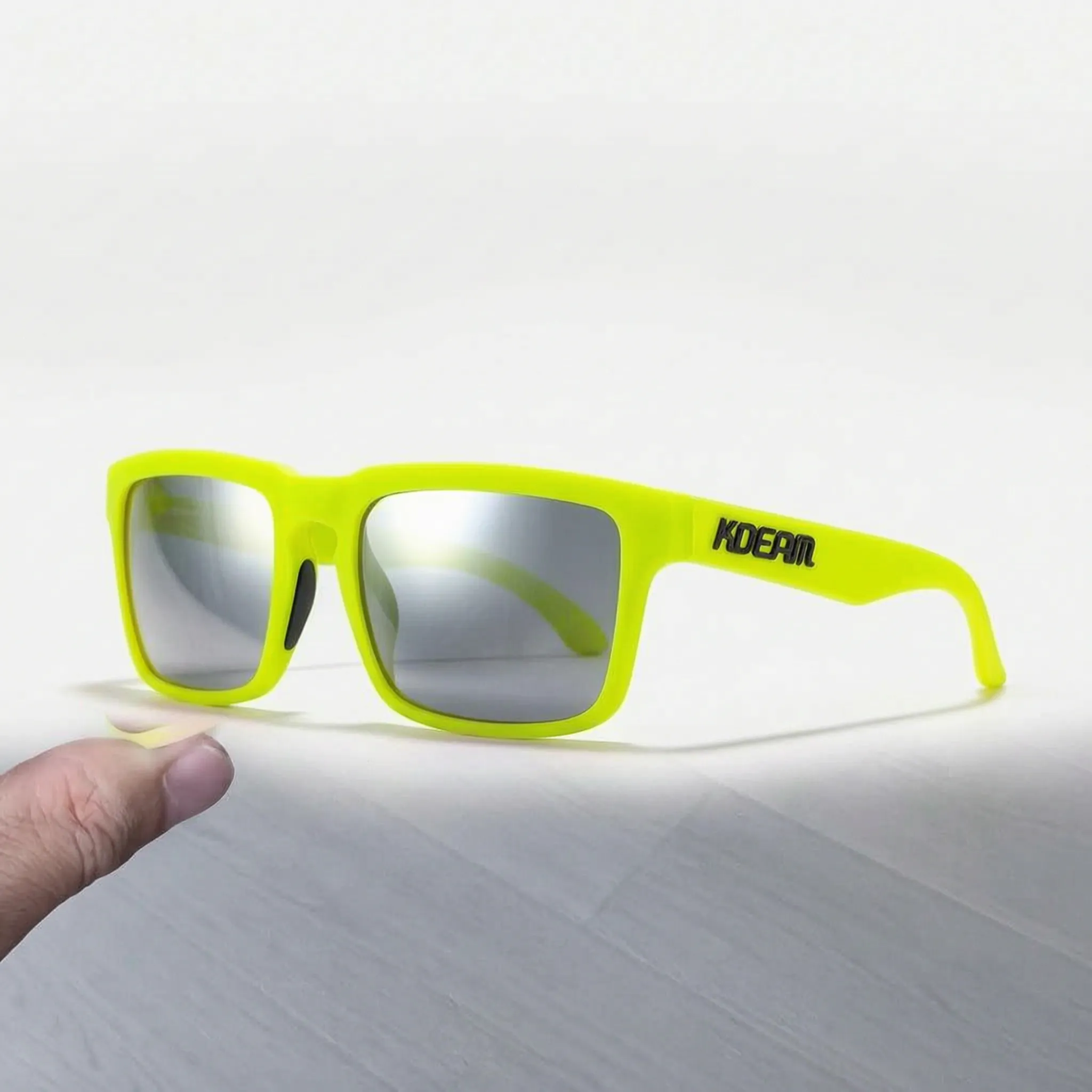 Gafas de sol polarizadas con montura cuadrada