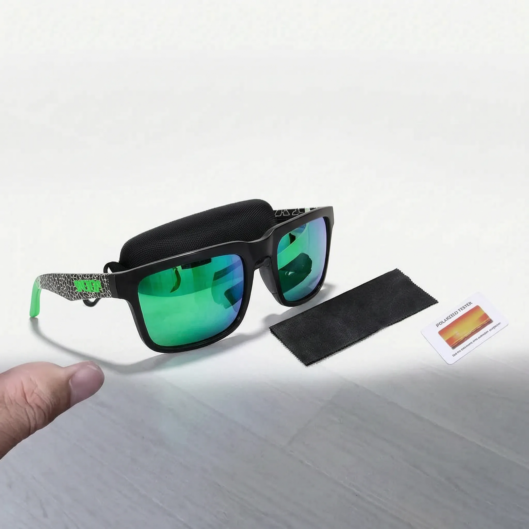 Gafas de sol polarizadas con montura cuadrada