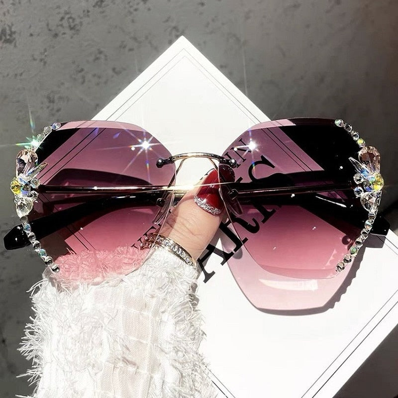 Gafas de sol sin montura con estrás