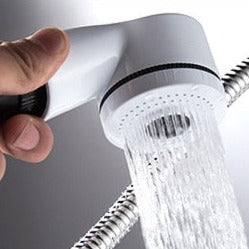 Grifo de lavabo extraíble con ducha en acabado cromado, negro, blanco y dorado