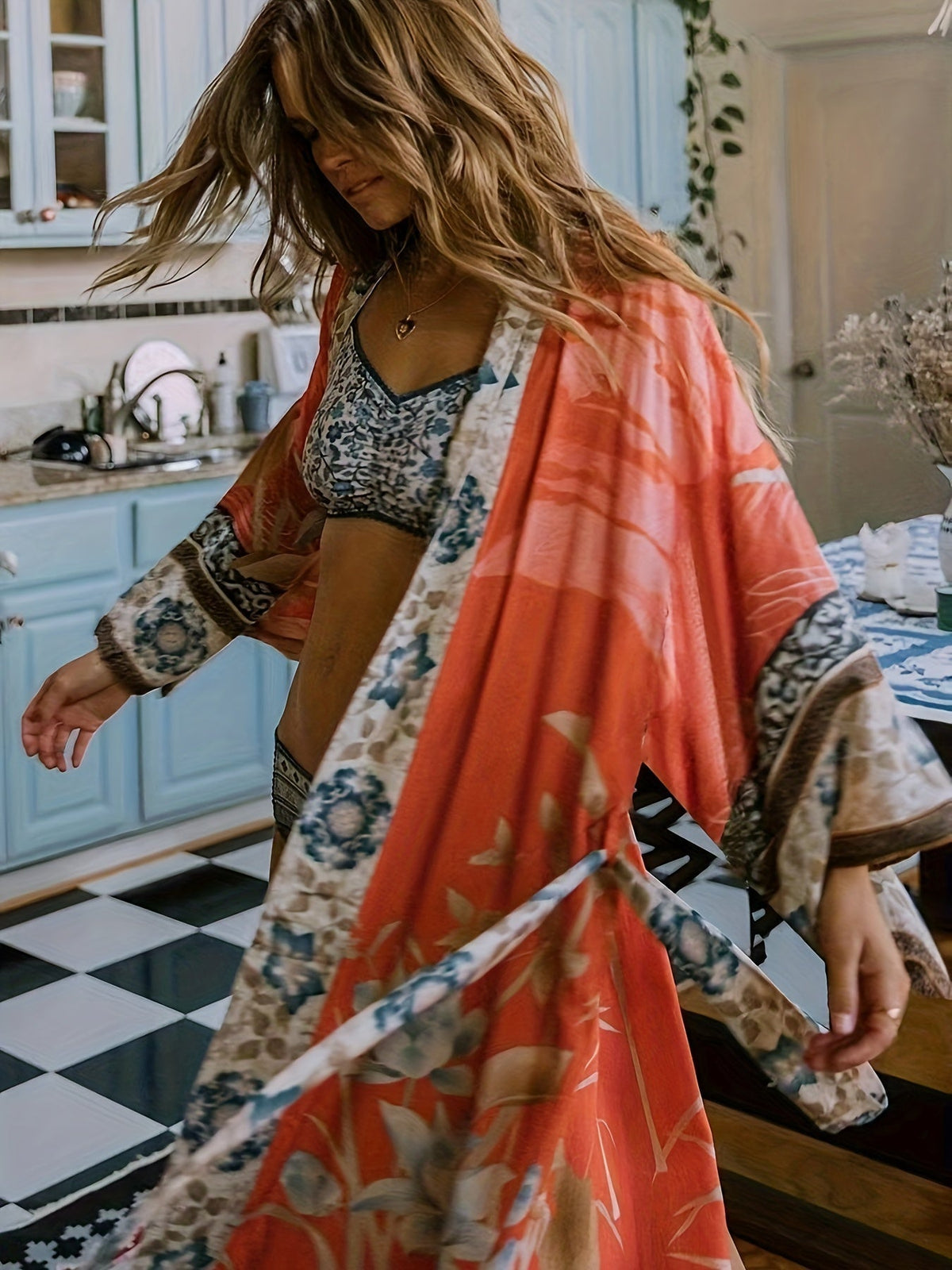 Kimono largo con estampado floral