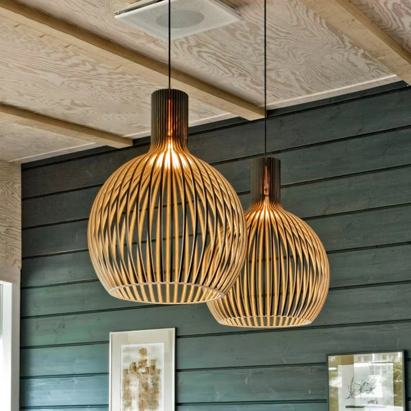 Lámpara Colgante – Diseño Orgánico de Madera para Interiores Cálidos