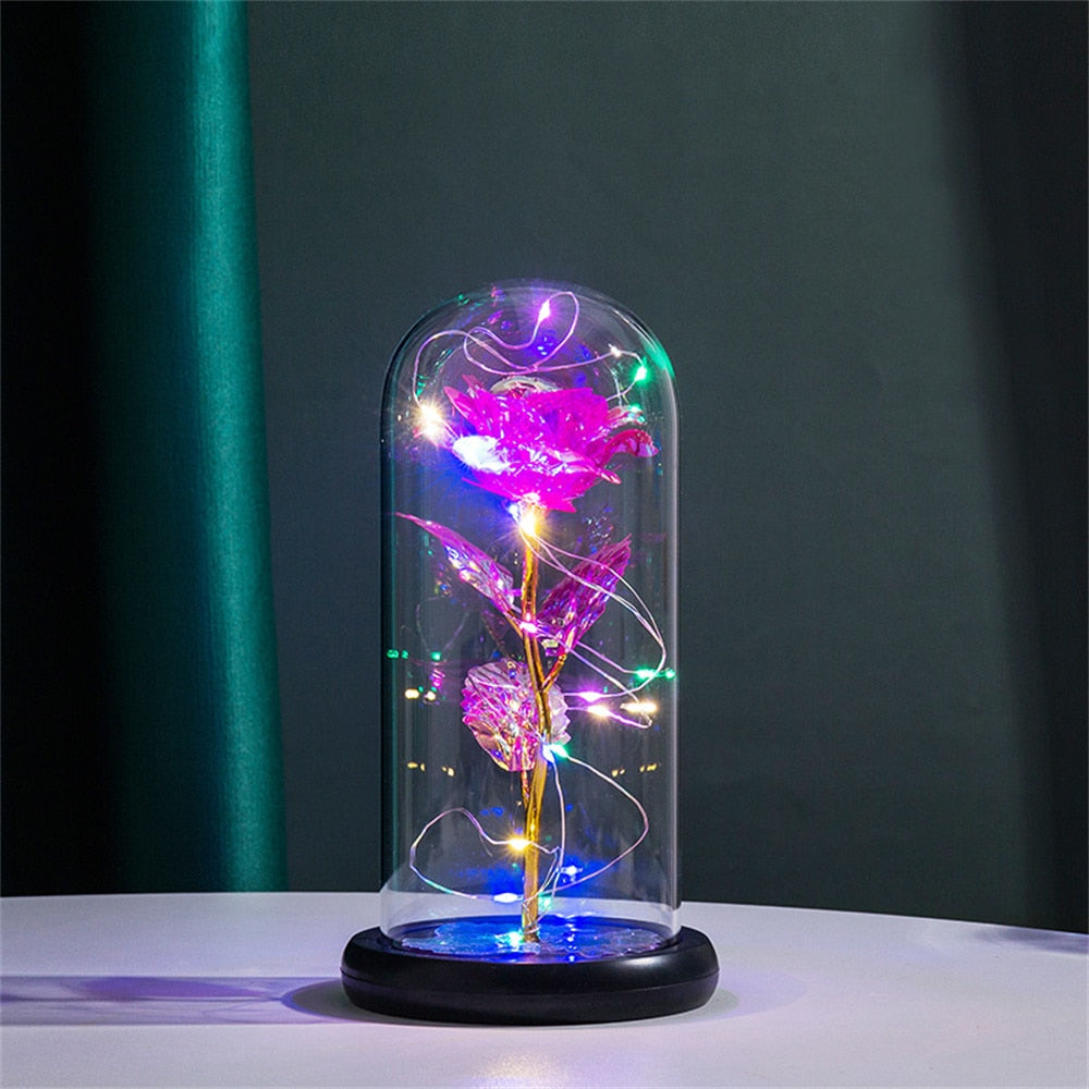 Lámpara con rosa eterna en cúpula de cristal