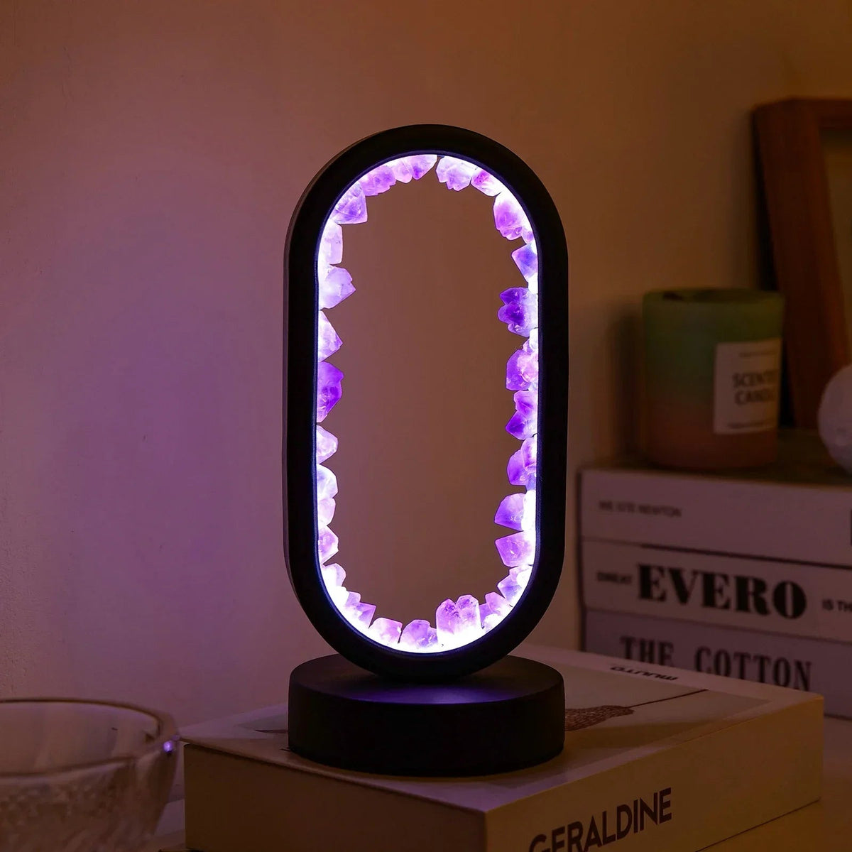 Lámpara de cristal natural de amatista: luz relajante para dormitorio y meditación