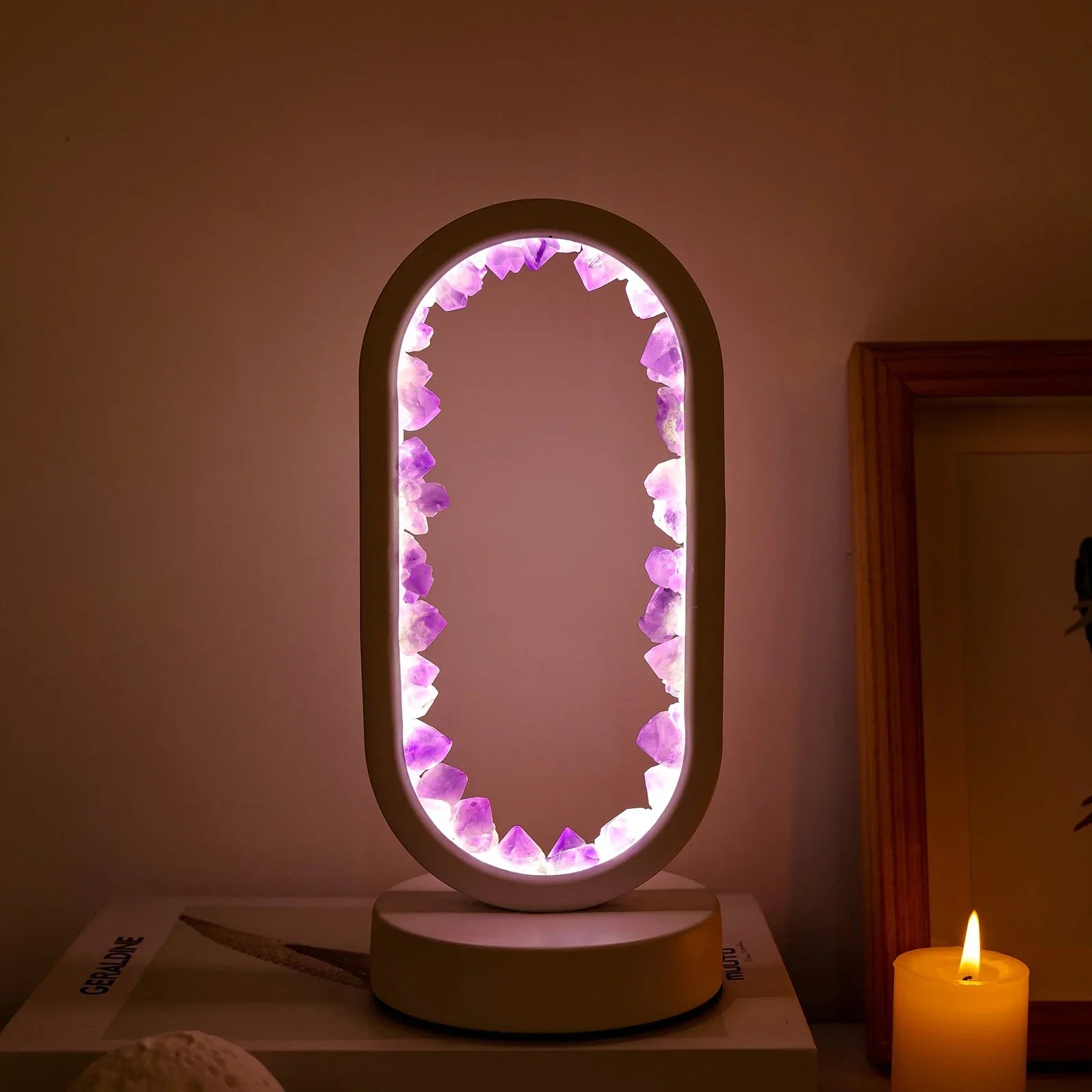 Lámpara de cristal natural de amatista: luz relajante para dormitorio y meditación