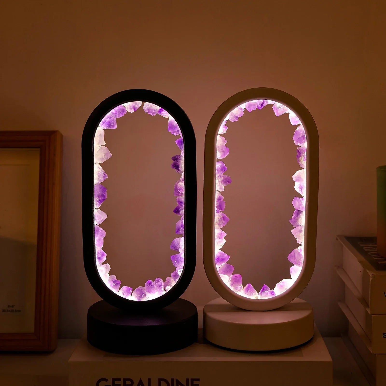 Lámpara de cristal natural de amatista: luz relajante para dormitorio y meditación