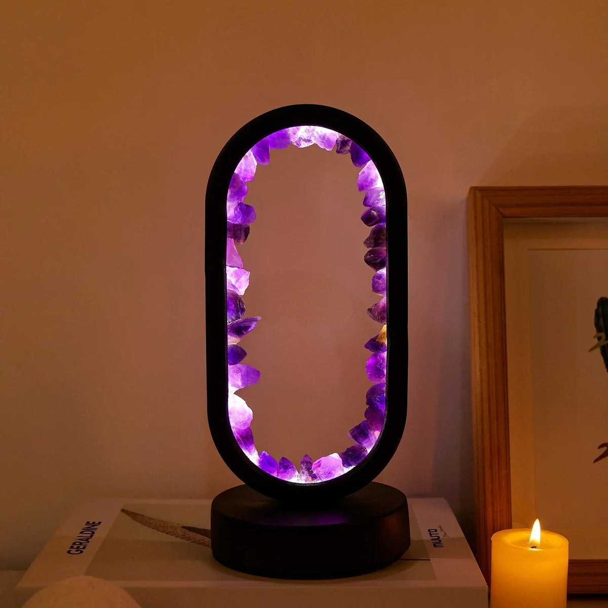 Lámpara de cristal natural de amatista: luz relajante para dormitorio y meditación