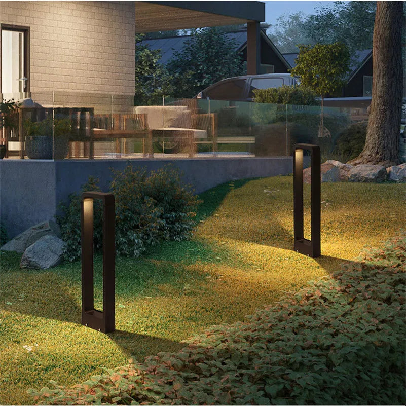 Lámpara de jardín de alta calidad con montaje duradero para uso en exteriores