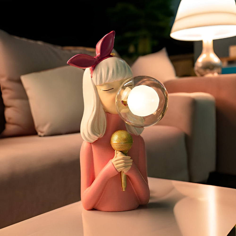 Lámpara de mesa de figura de niña de dibujos animados encantadora