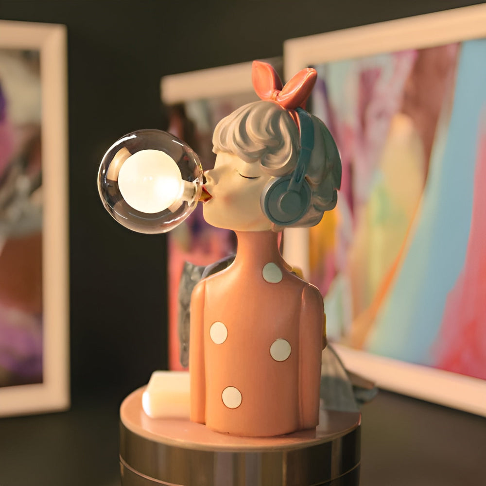 Lámpara de mesa de figura de niña de dibujos animados encantadora