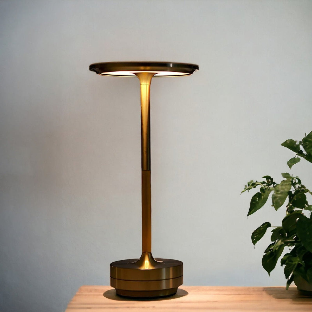 Lámpara de mesa – Diseño moderno con luz cálida y regulable