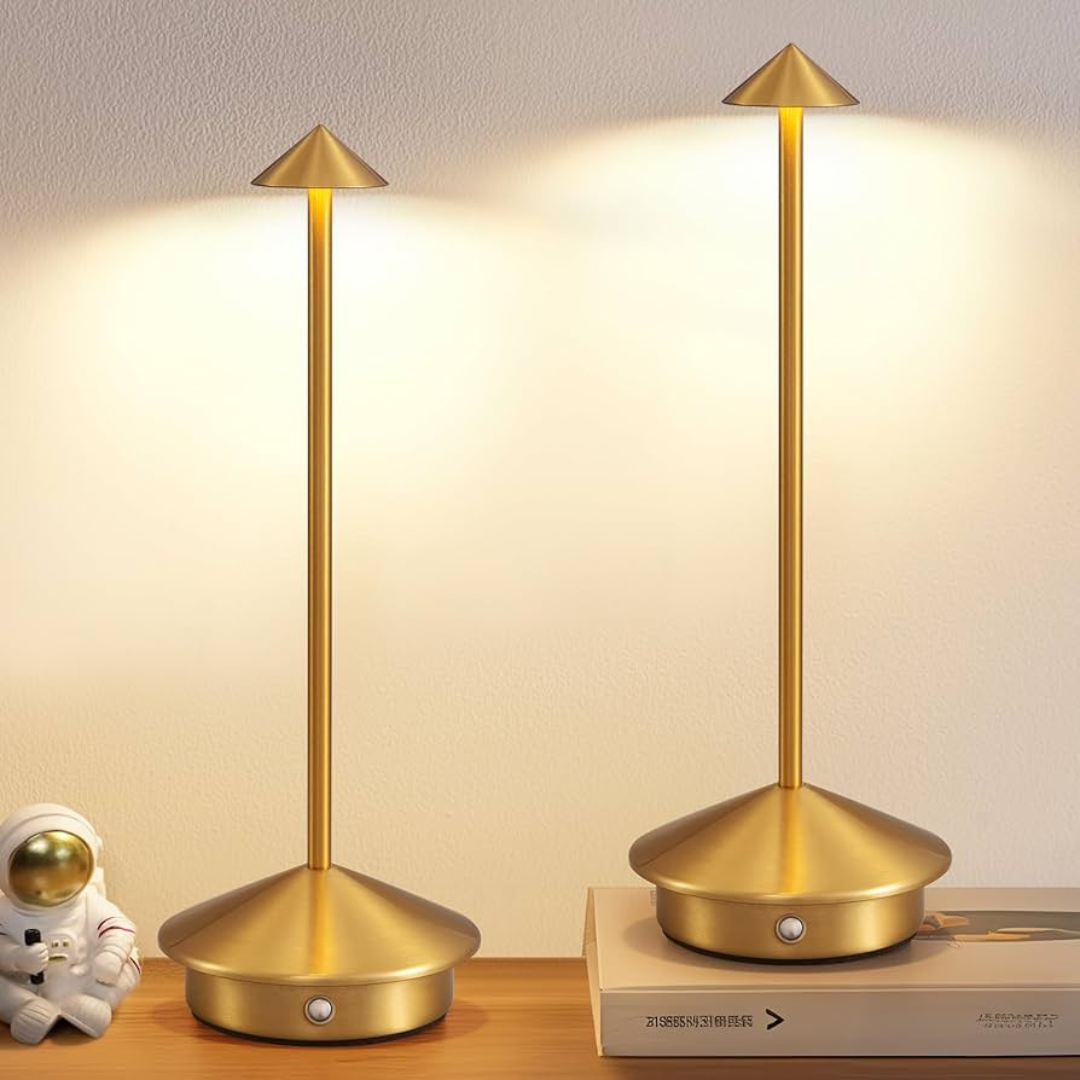 Lámpara de mesa inalámbrica con iluminación regulable y diseño resistente al agua