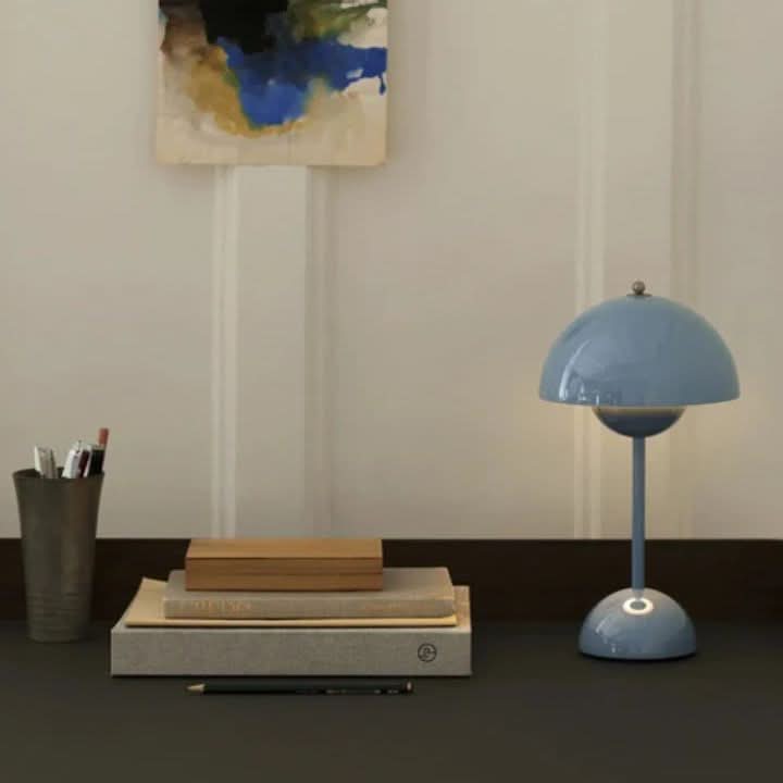 Lámpara de mesa LED inalámbrica moderna con intensidad regulable