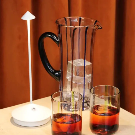 Lámpara de mesa LED inalámbrica para iluminar tu espacio