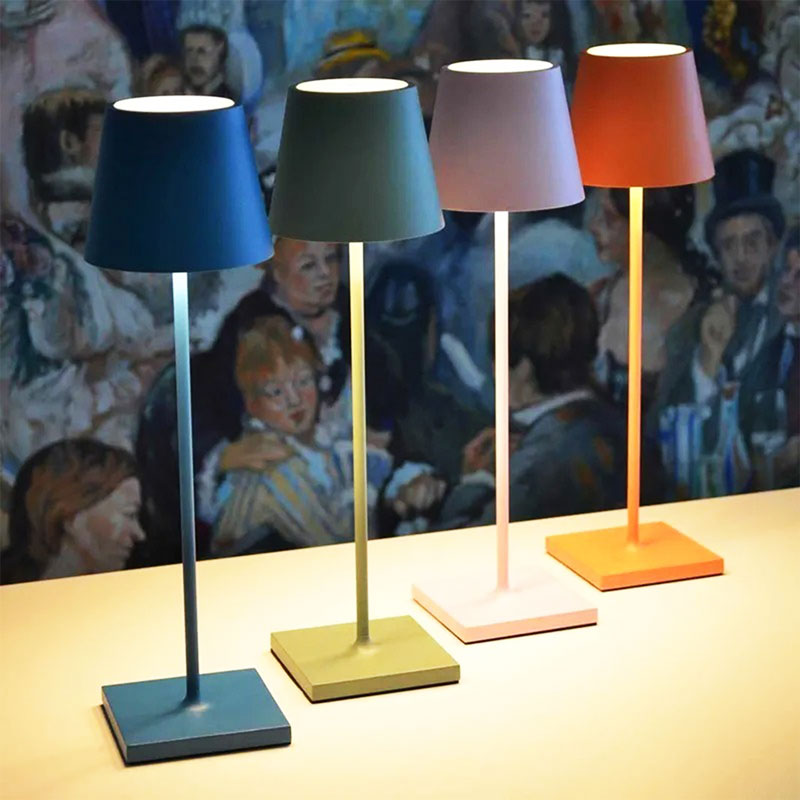 Lámpara de mesa LED inalámbrica y recargable moderna