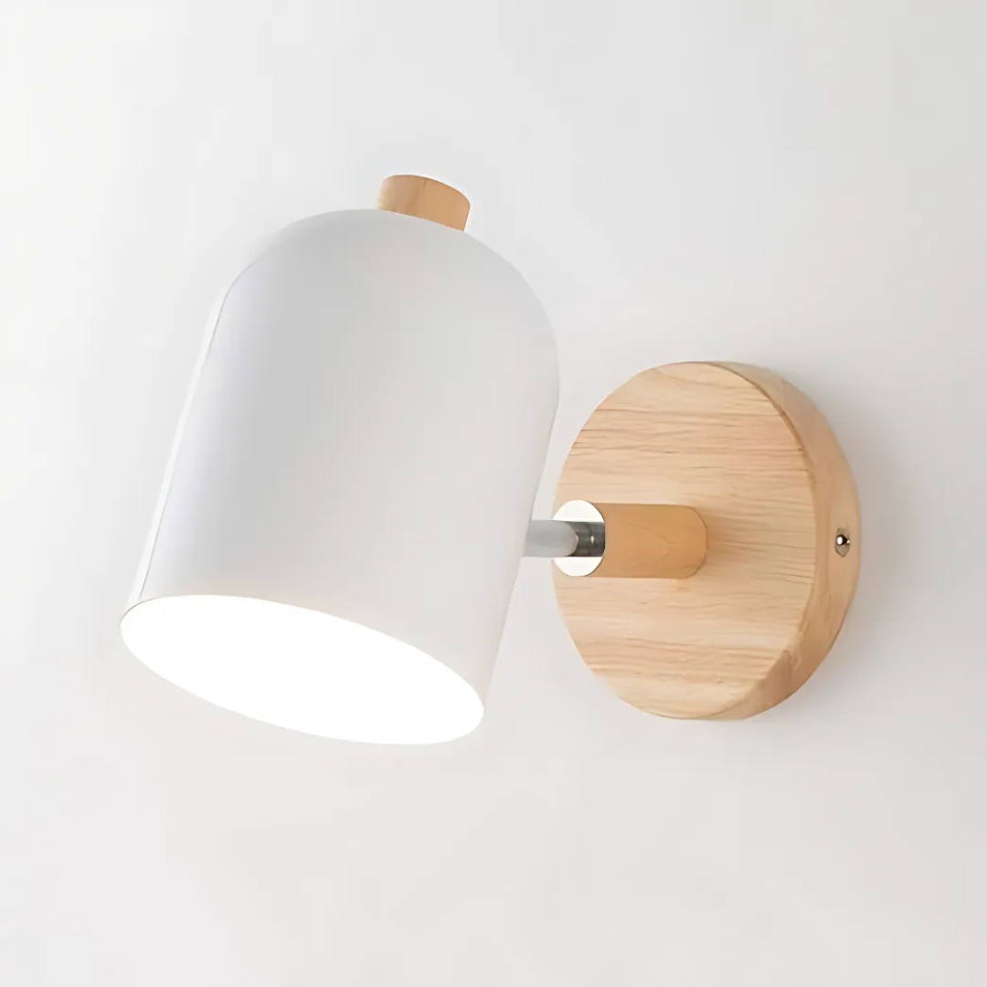 Lámpara de pared de madera con diseño minimalista escandinavo