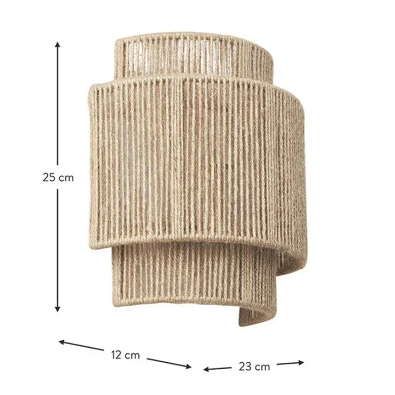 Lámpara de pared de ratán tejida a mano