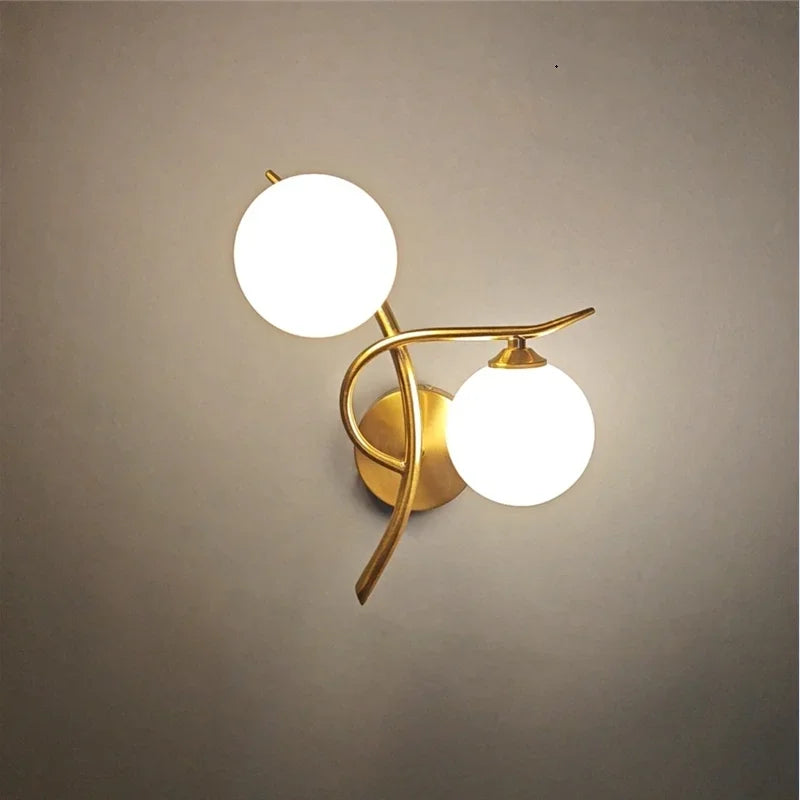 Lámpara de pared LED de diseño escandinavo con doble esfera