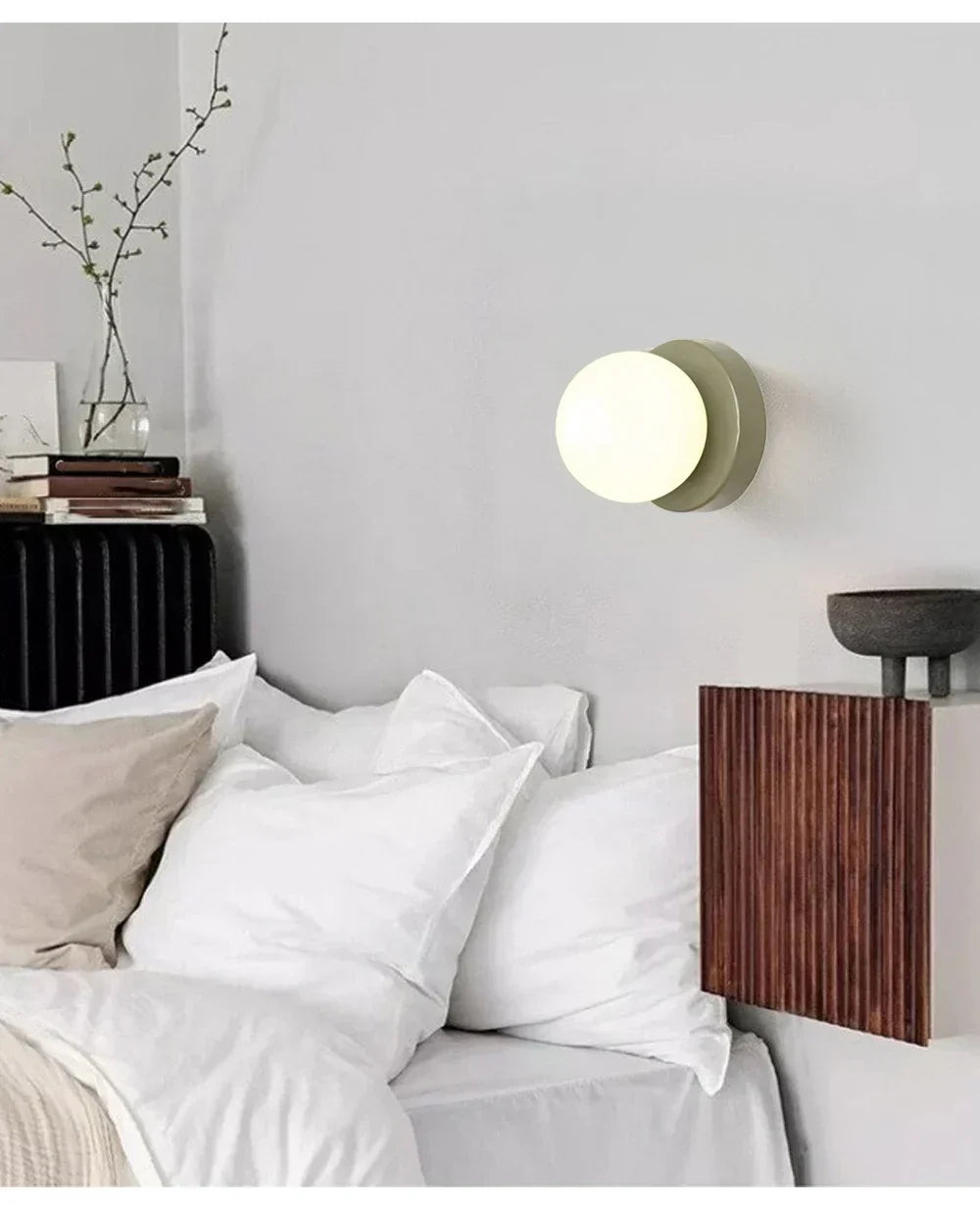 Lámpara de Pared LED Macaron | Aplique Moderno de Cristal de Color