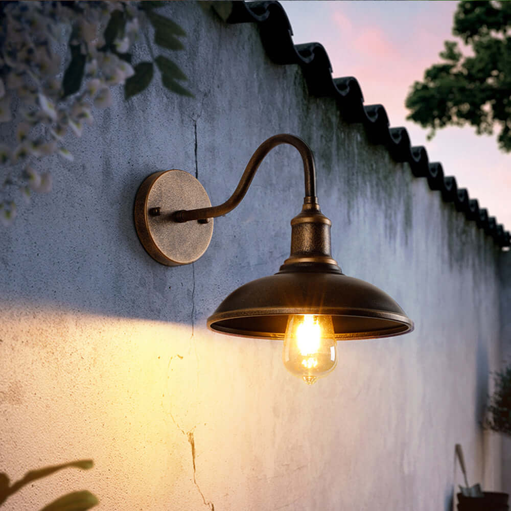 Lámpara de pared rústica para exterior de latón antiguo IP65